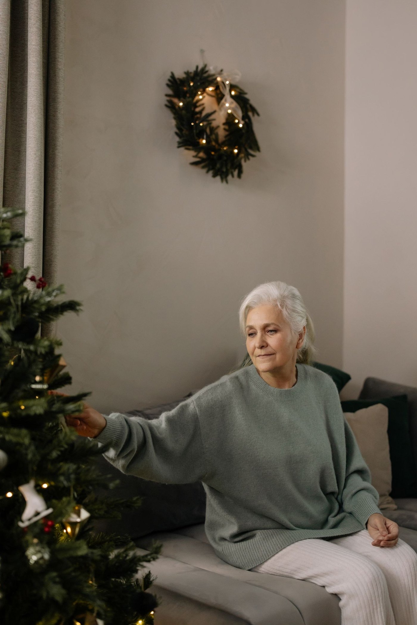 Top 10 Christmas Gifts for Grandmothers