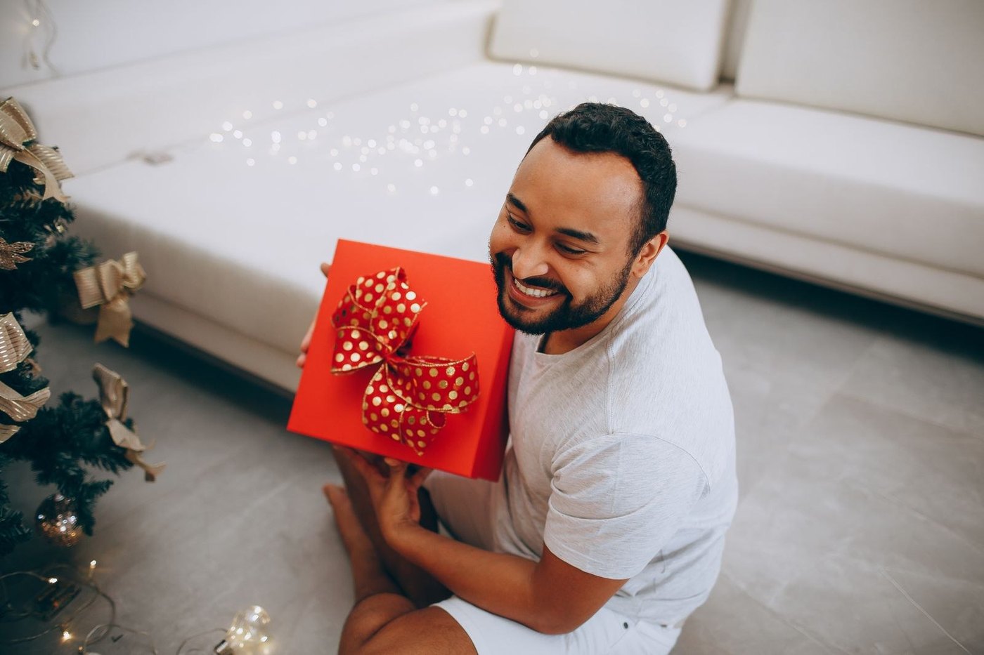 Top 10 Christmas Gifts for Husbands