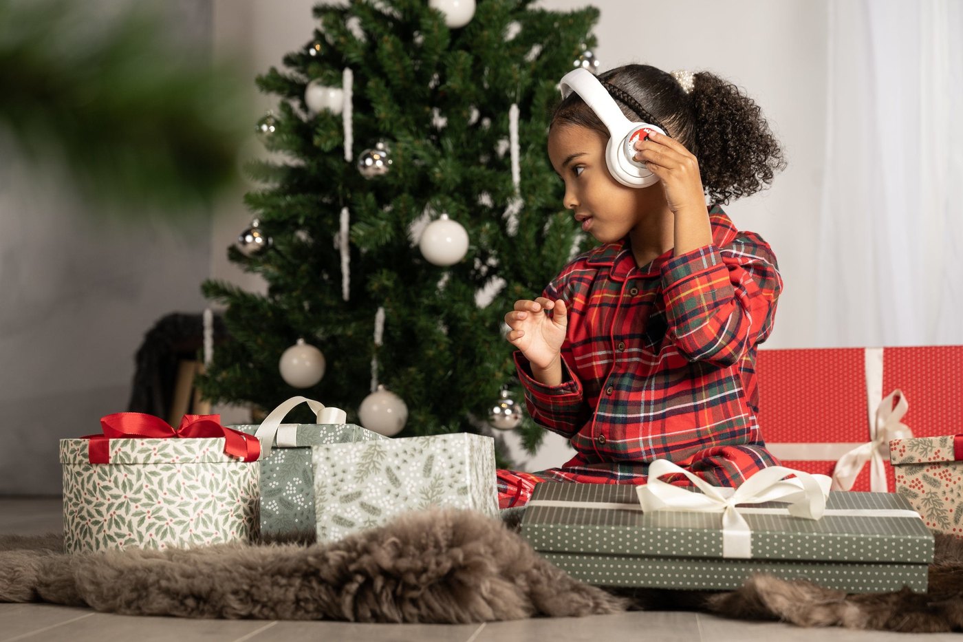 Top 10 Christmas Gifts for Teenagers