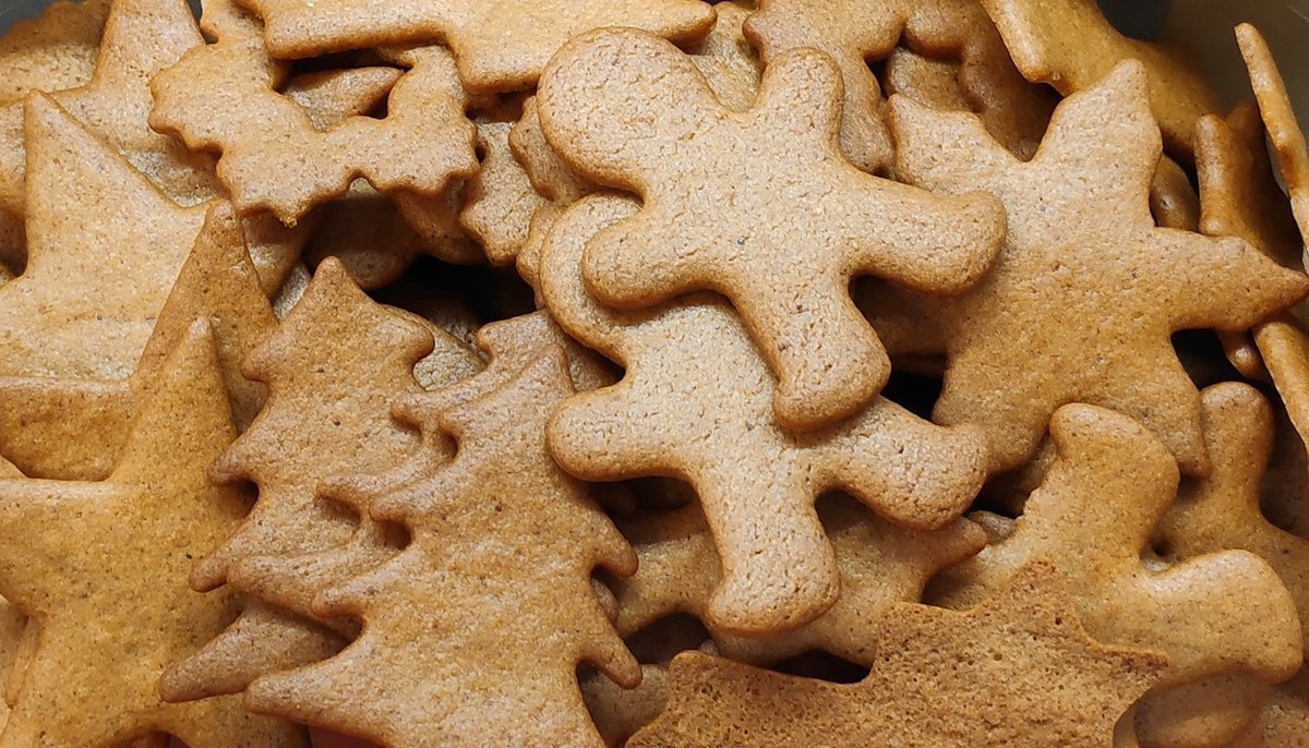 Christmas Cookies Everyone Actually Wants to Eat — key points card