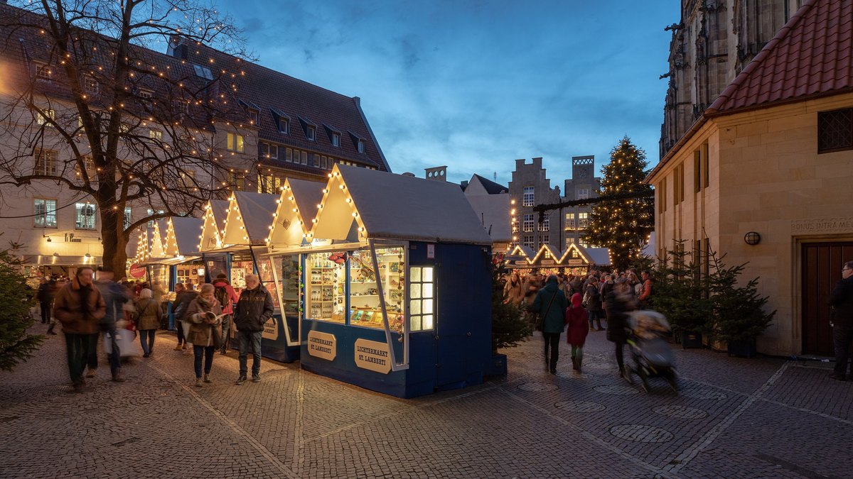 Christmas Around the World: How 10 Countries Celebrate — photo