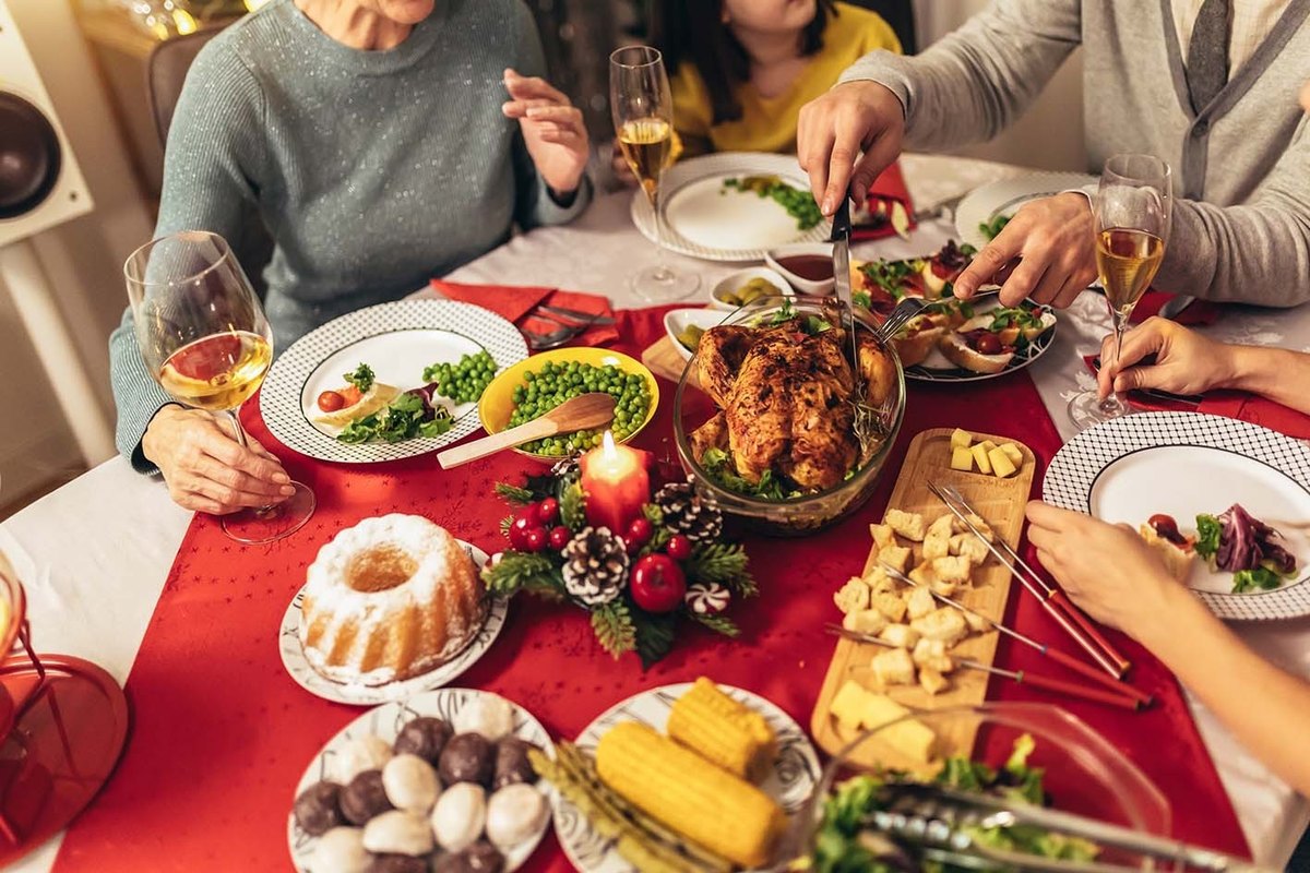 The Christmas Dinner Menu That Never Misses — key points card