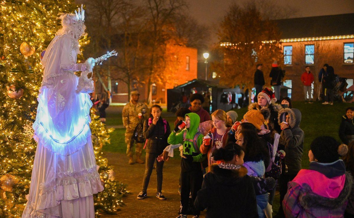 Christmas Traditions Worth Starting This Year — photo